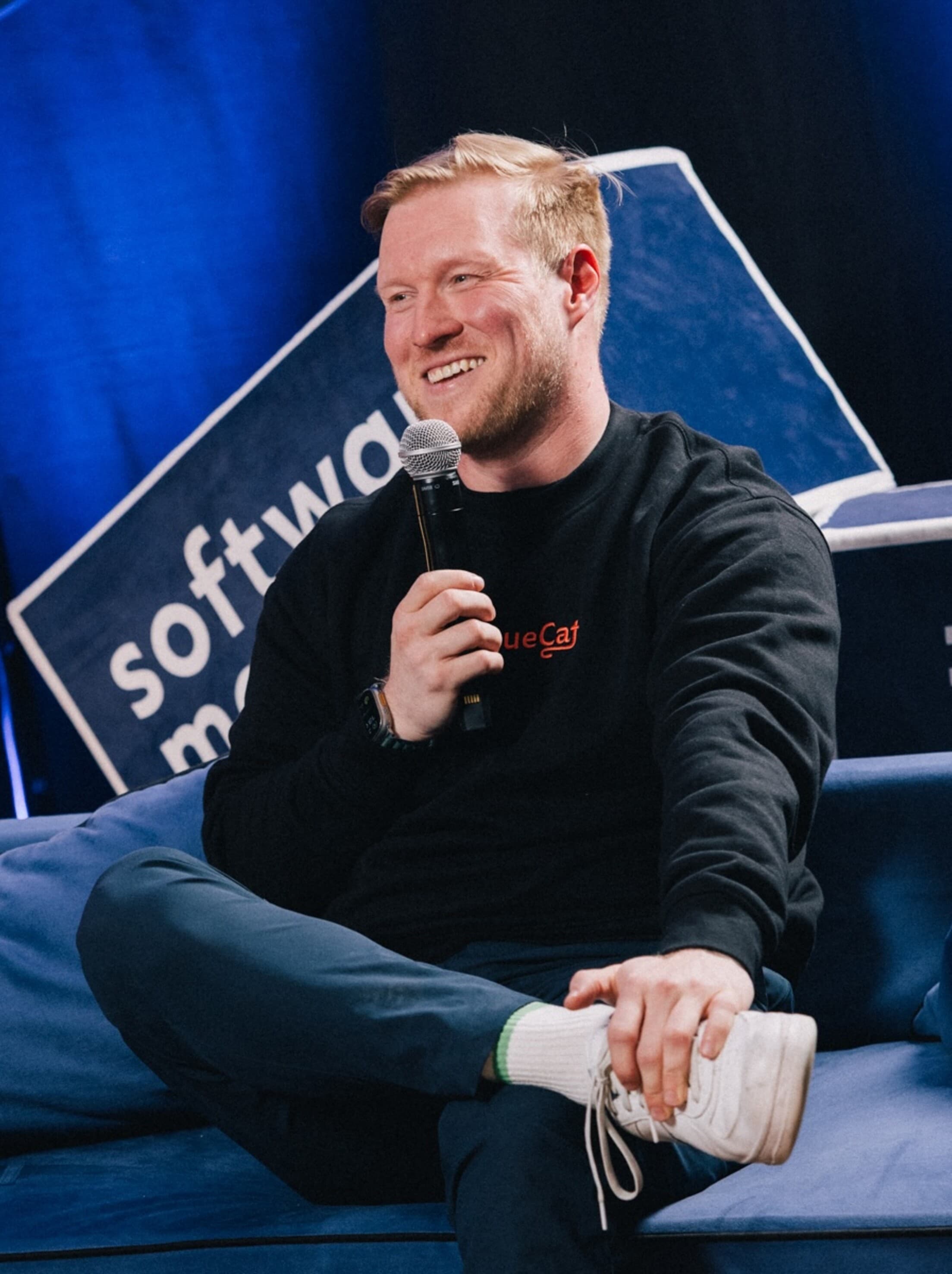 Portrait photo of Perttu Lähteenlahti